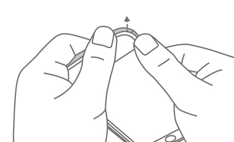 双手握住手机，用大拇指将手机电 源键上方一角往外推开,iPhone 7 Plus膜，抗蓝光钢化膜